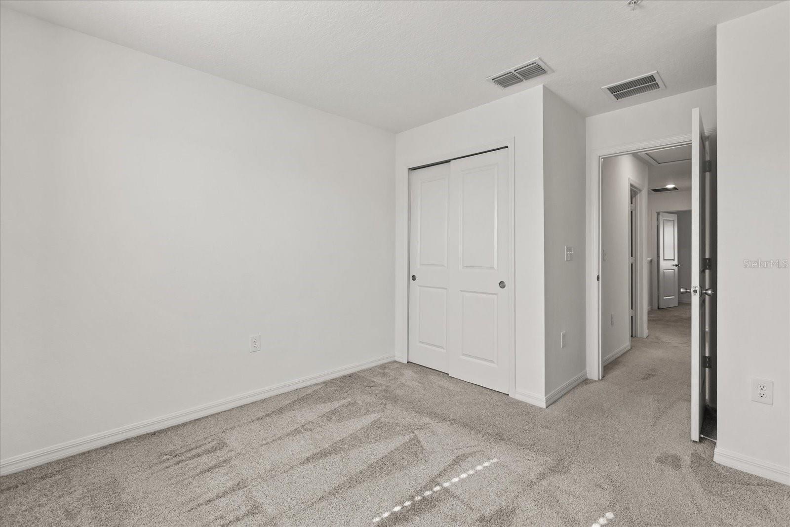 LANDINGS AT RIVERBEND - Residential Lease