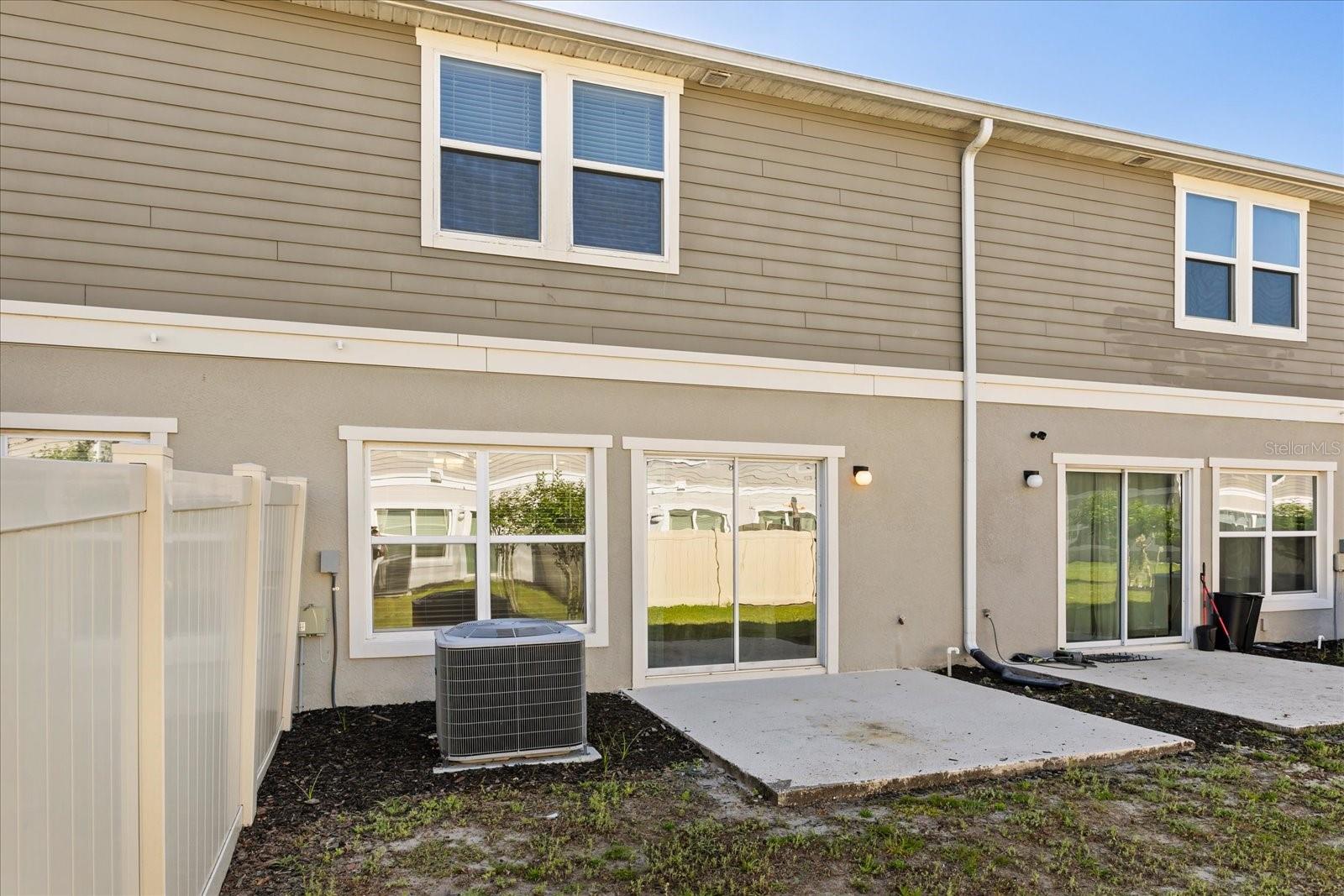 LANDINGS AT RIVERBEND - Residential Lease
