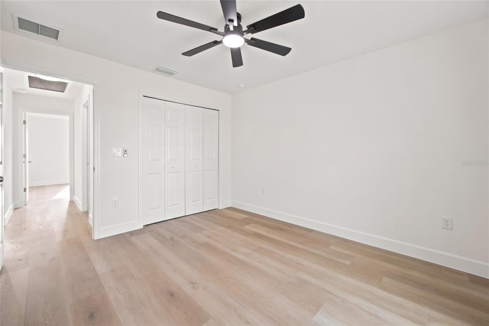 SILVER SPGS SHORES UN 18 - Residential