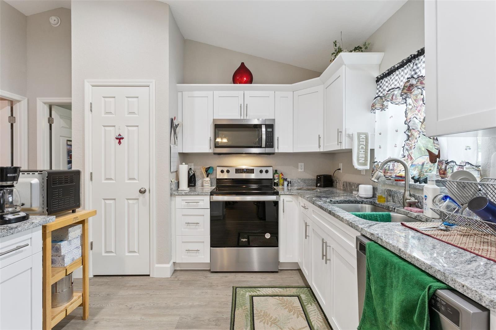 BELLEVIEW HEIGHTS ESTATE - Residential