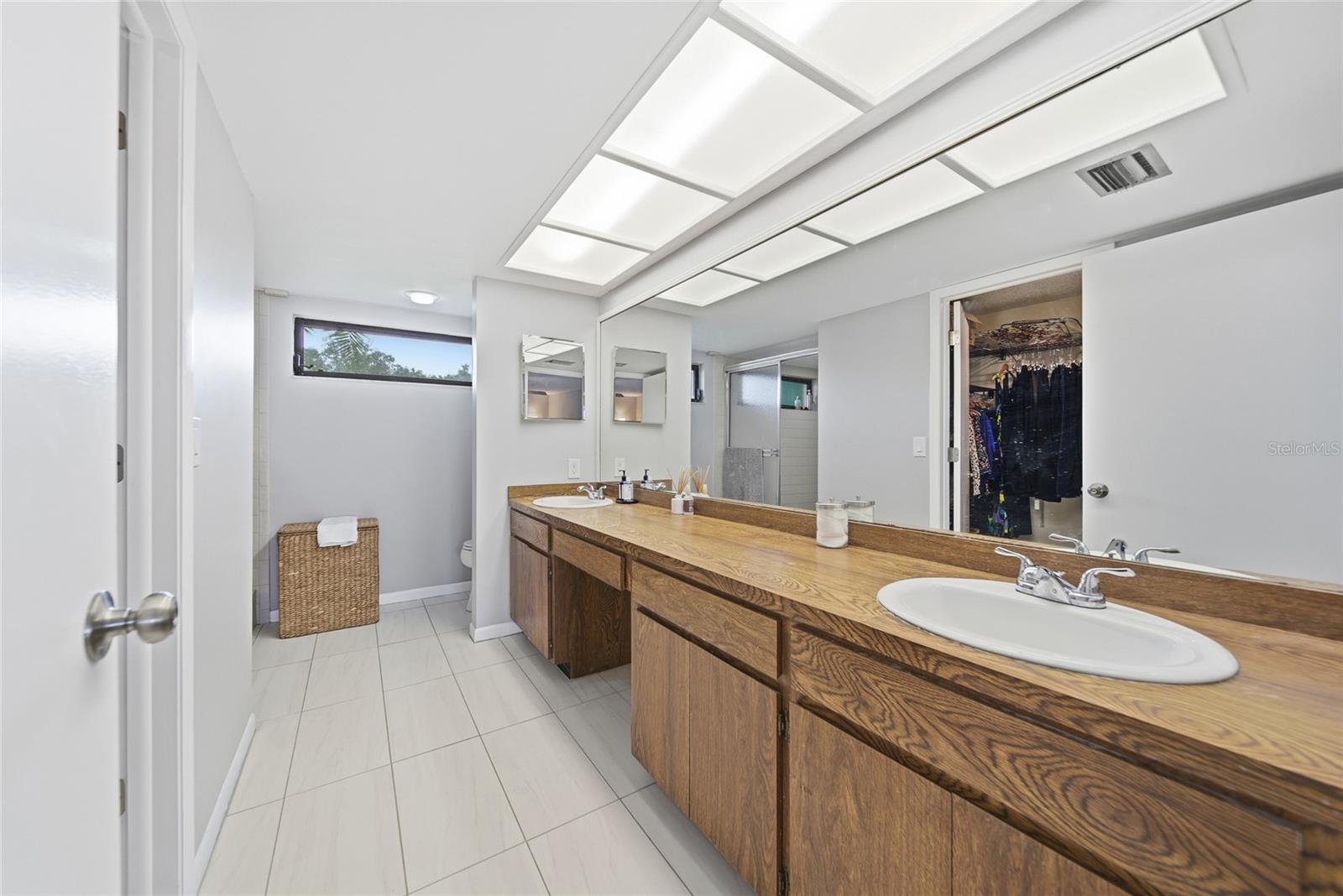 NORTHDALE GOLF CLB SEC D UN 1 - Residential