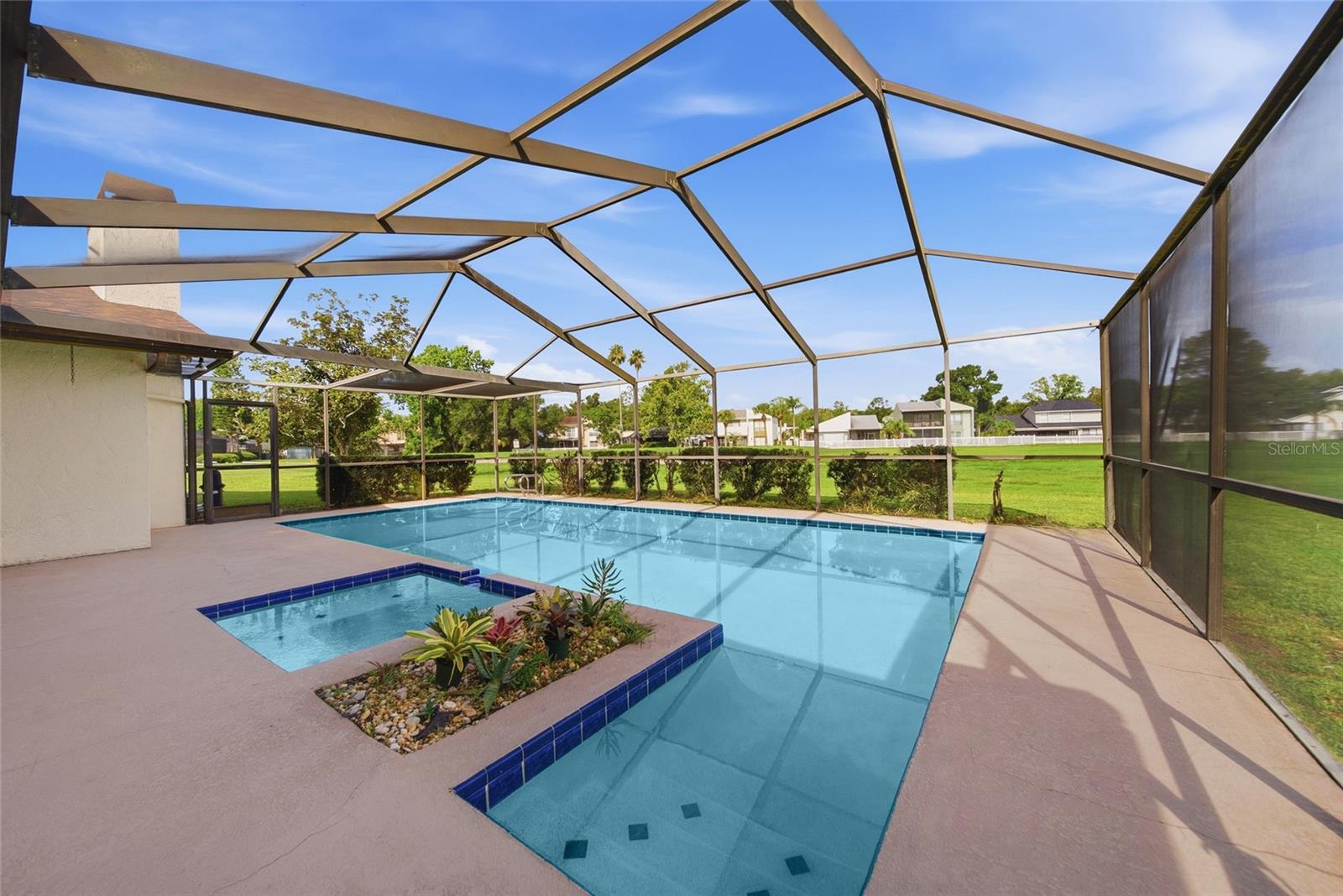 NORTHDALE GOLF CLB SEC D UN 1 - Residential