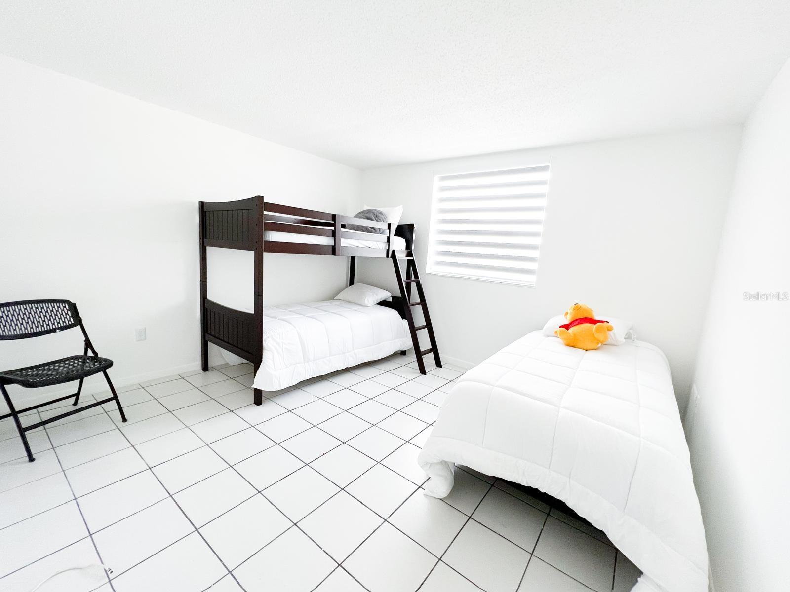 SUNSHORES CONDO - Residential