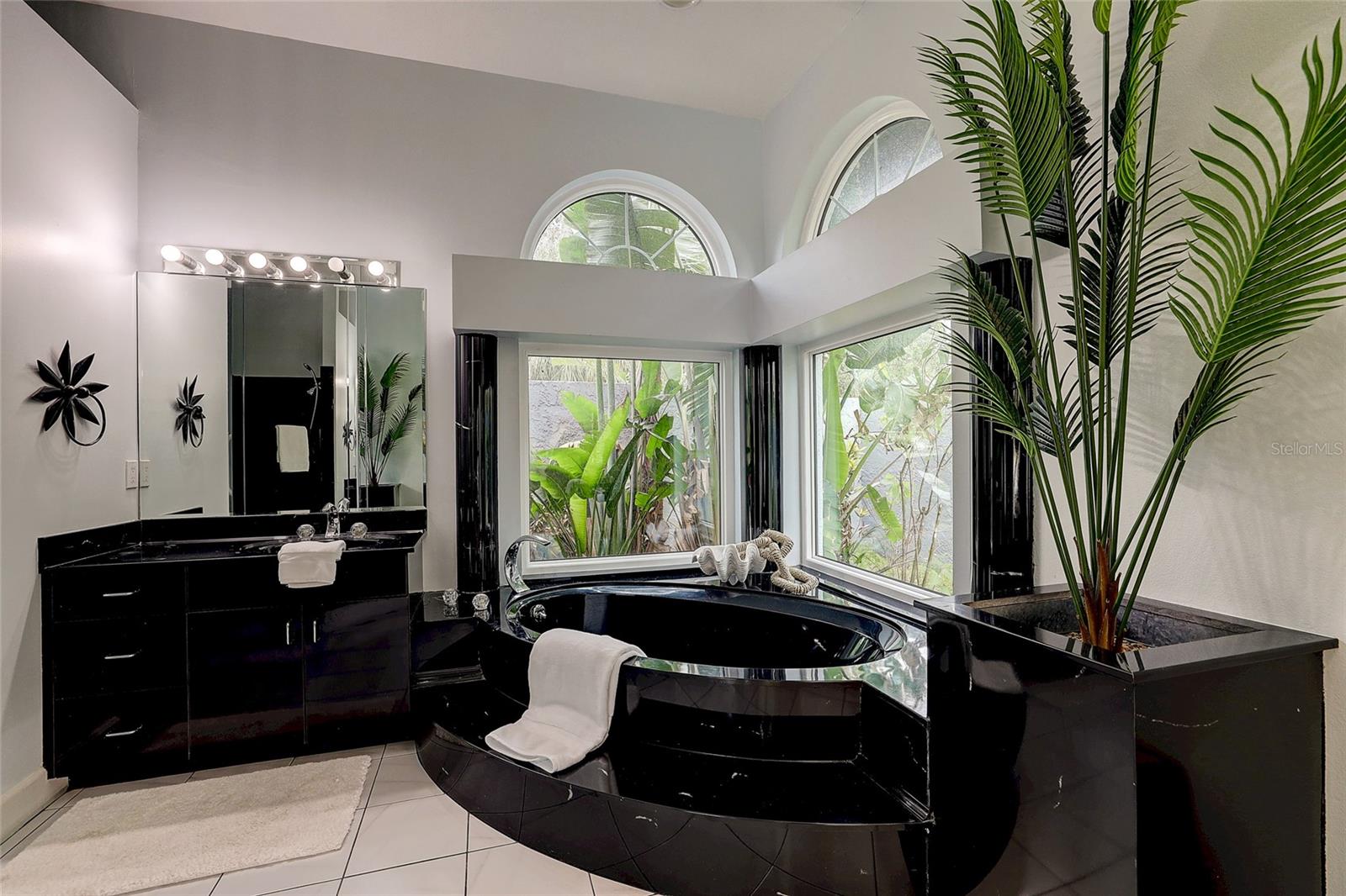 KENT ACRES - Residential