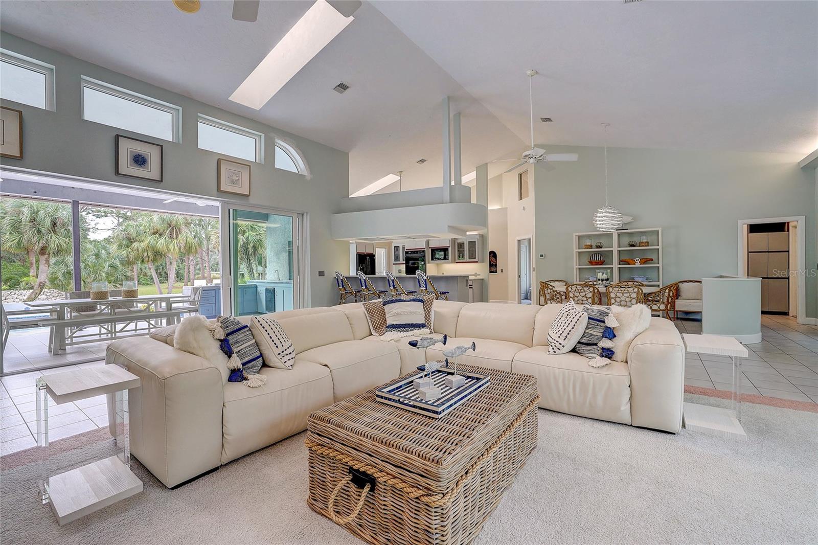 KENT ACRES - Residential