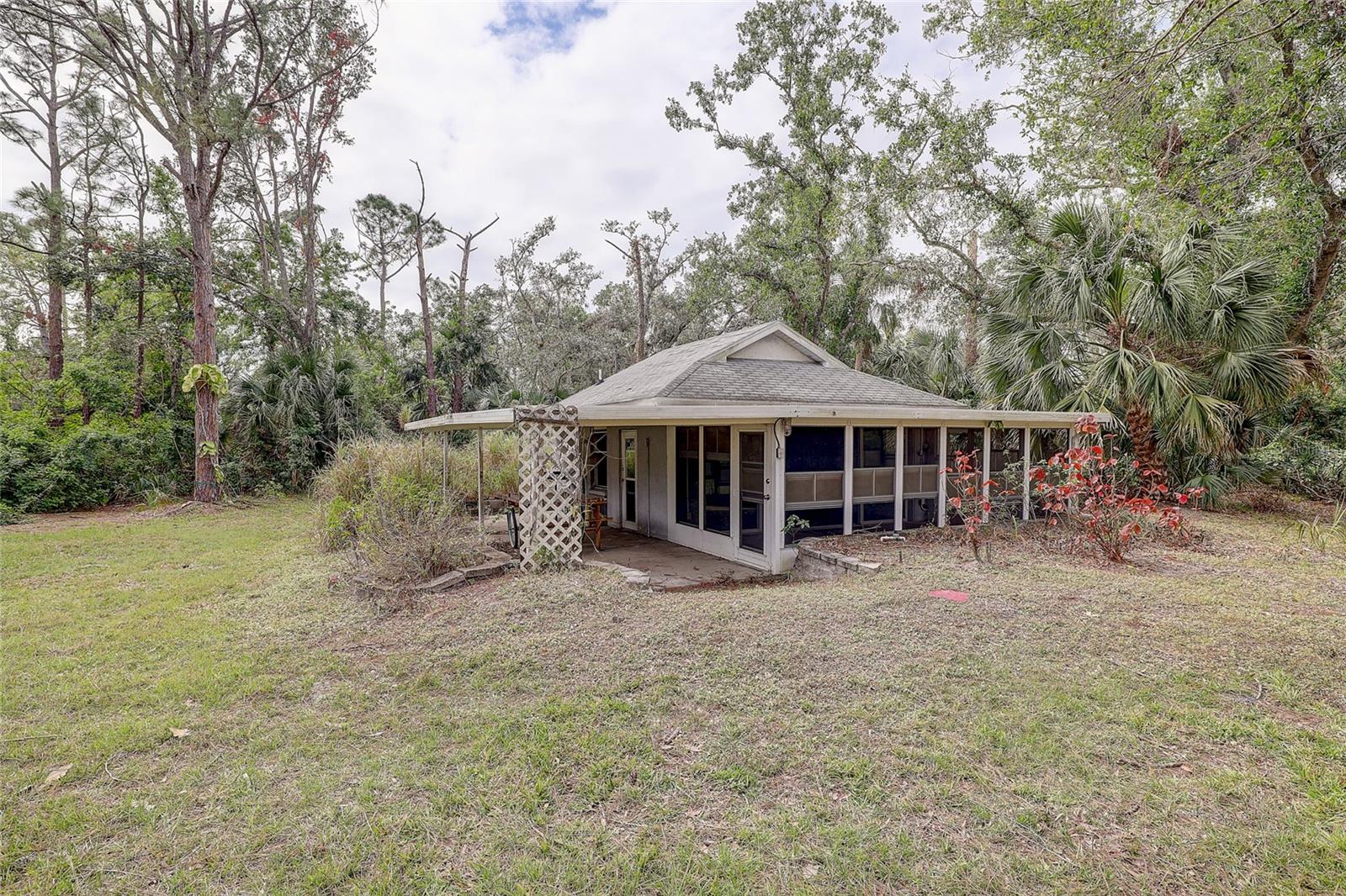 KENT ACRES - Residential