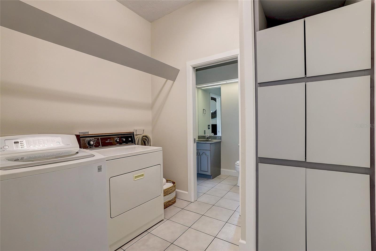 KENT ACRES - Residential