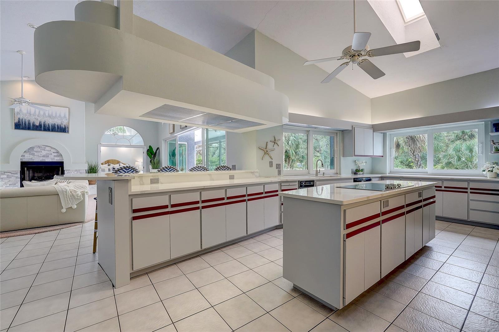KENT ACRES - Residential