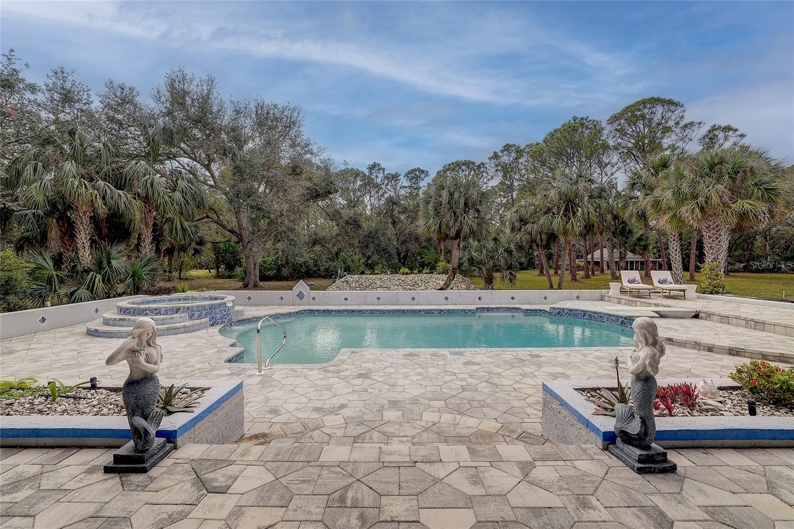 KENT ACRES - Residential
