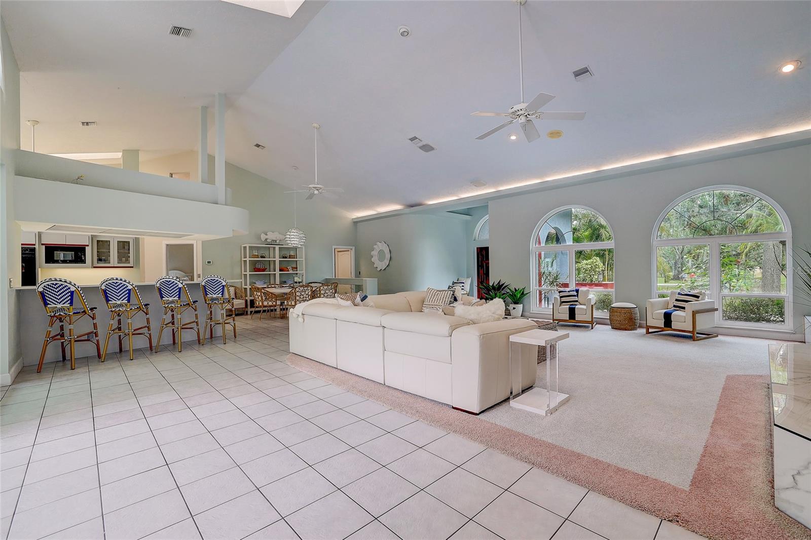 KENT ACRES - Residential