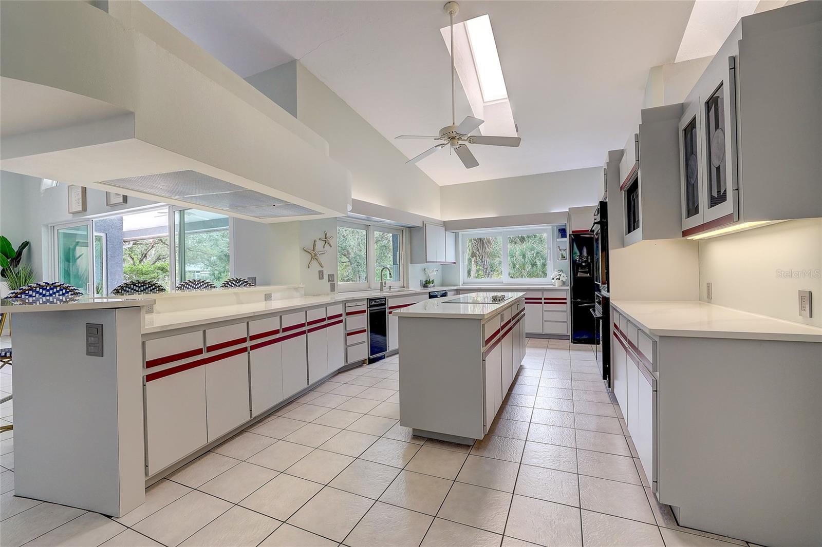 KENT ACRES - Residential