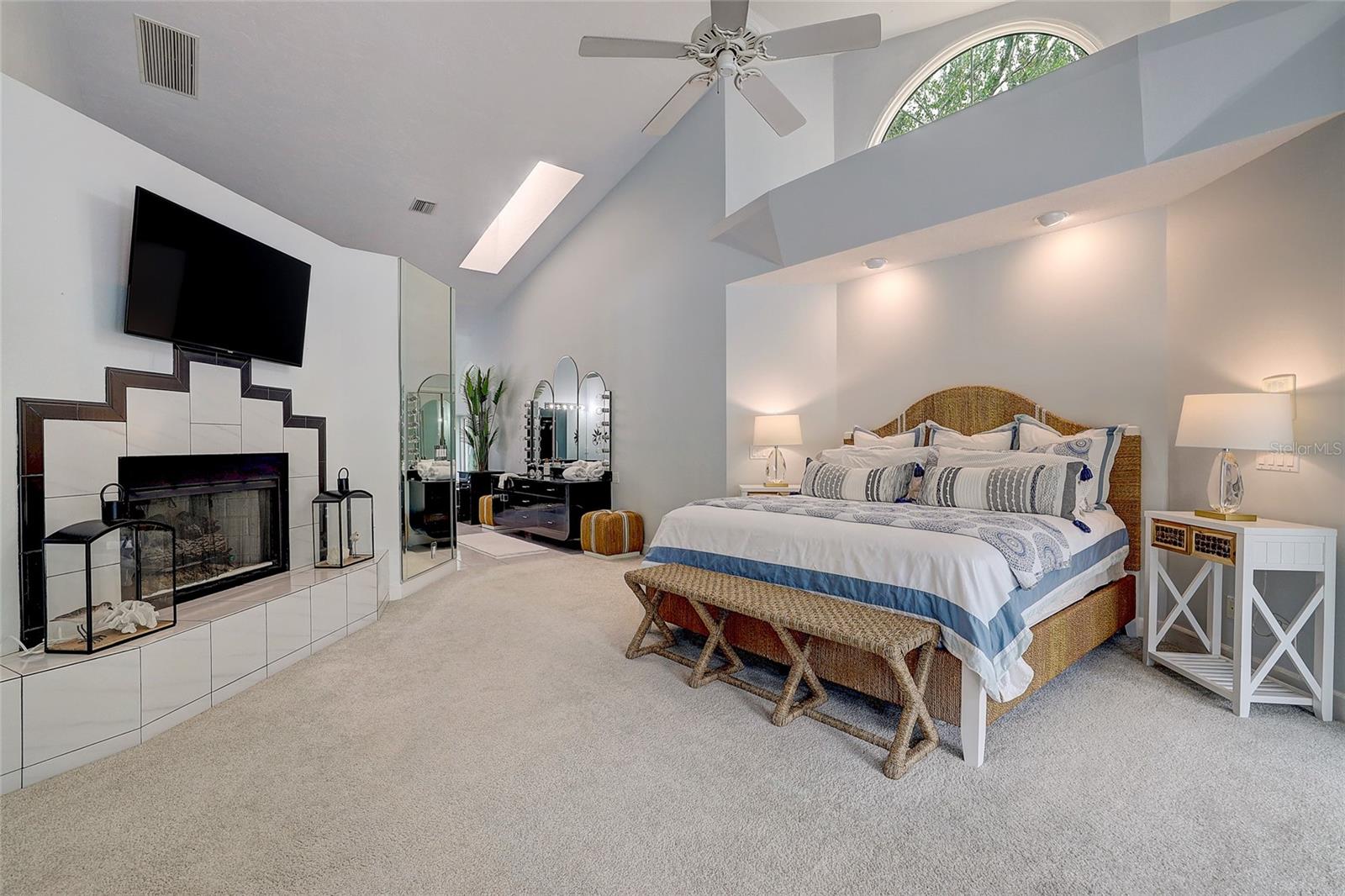 KENT ACRES - Residential