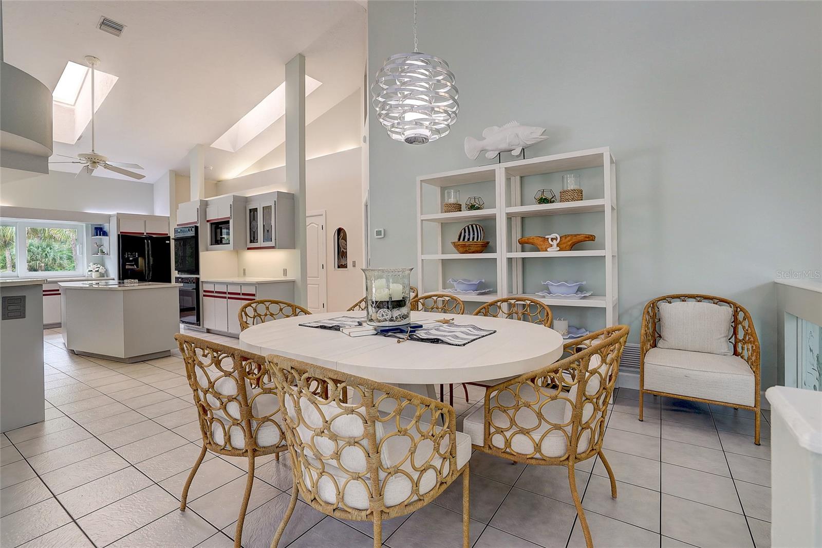 KENT ACRES - Residential