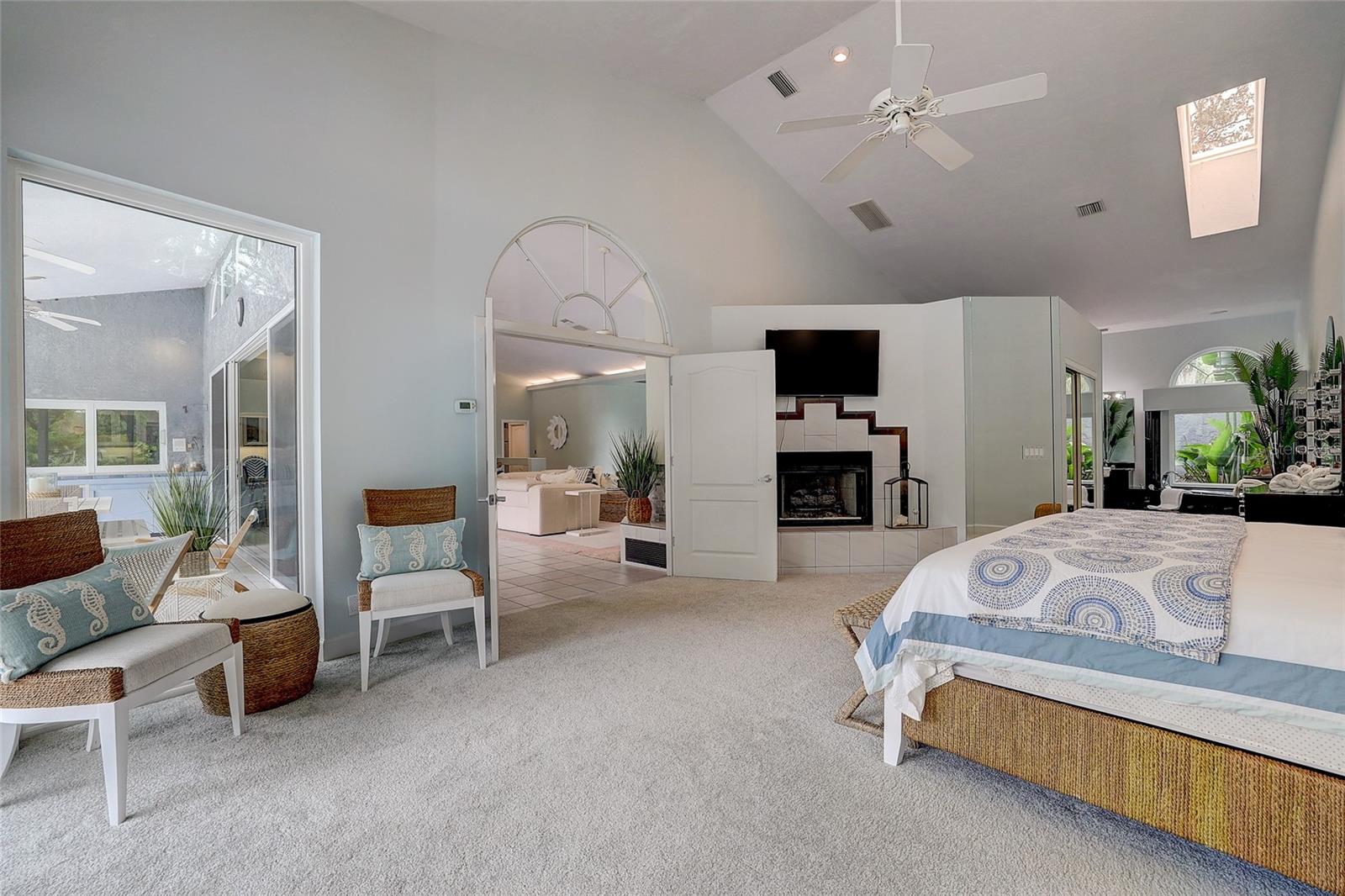 KENT ACRES - Residential