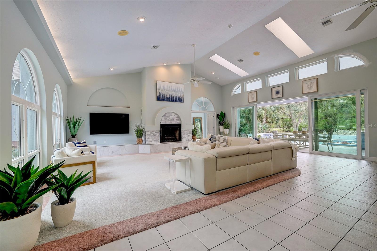 KENT ACRES - Residential