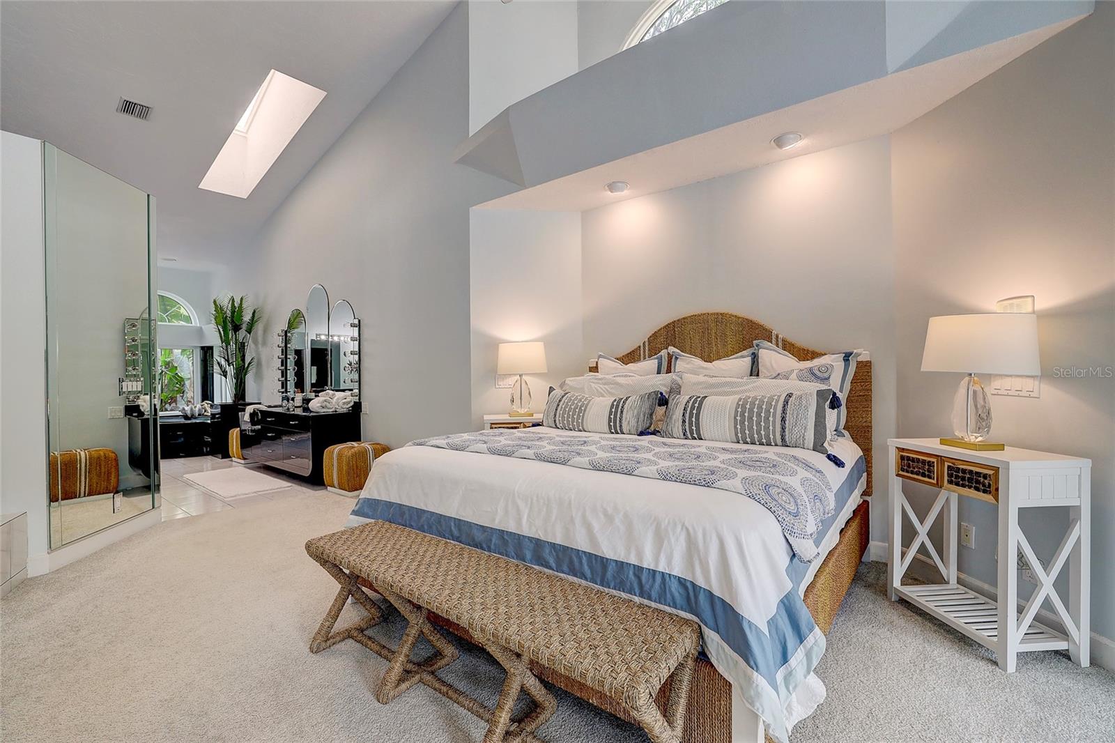 KENT ACRES - Residential
