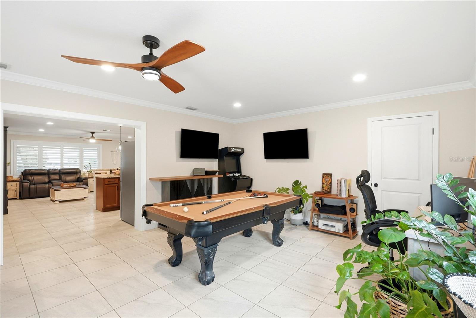 BLOSSOM LAKE VILLAGE SEC 4 - Residential
