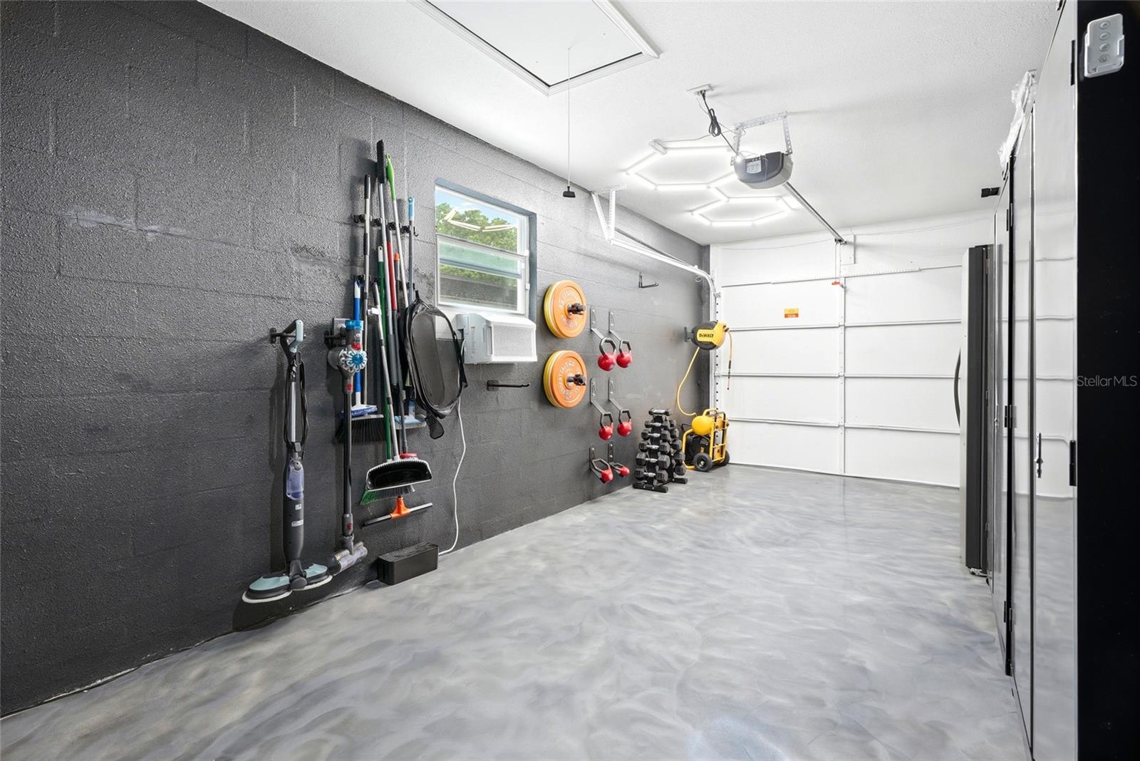 BLOSSOM LAKE VILLAGE SEC 4 - Residential