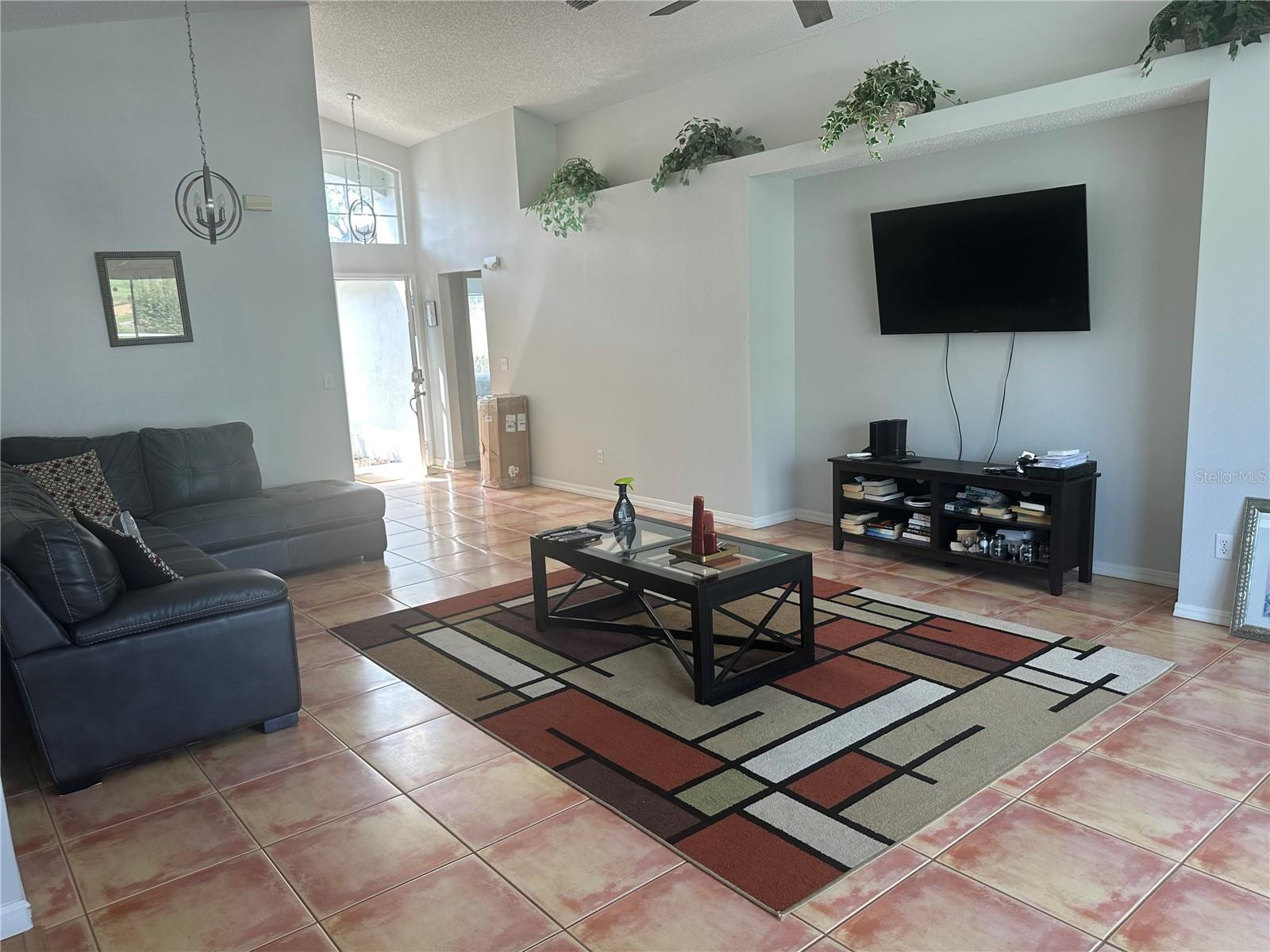 CARIBBEAN COVE - Residential Lease