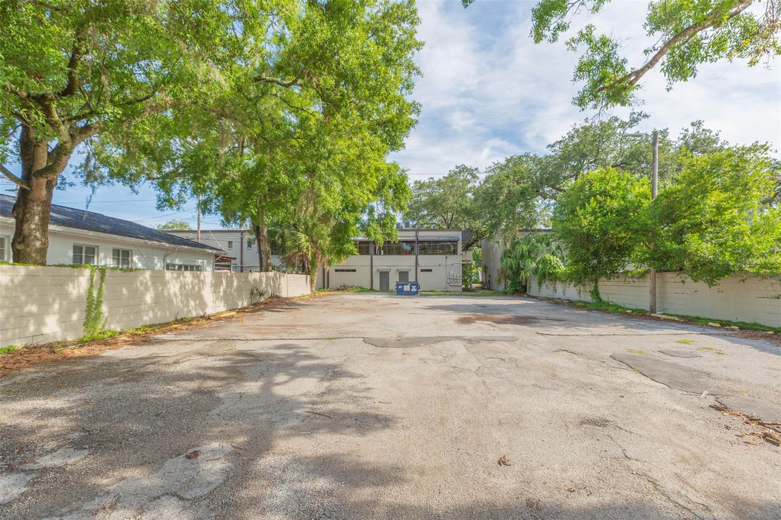 RIVERSIDE NORTH - Commercial Sale