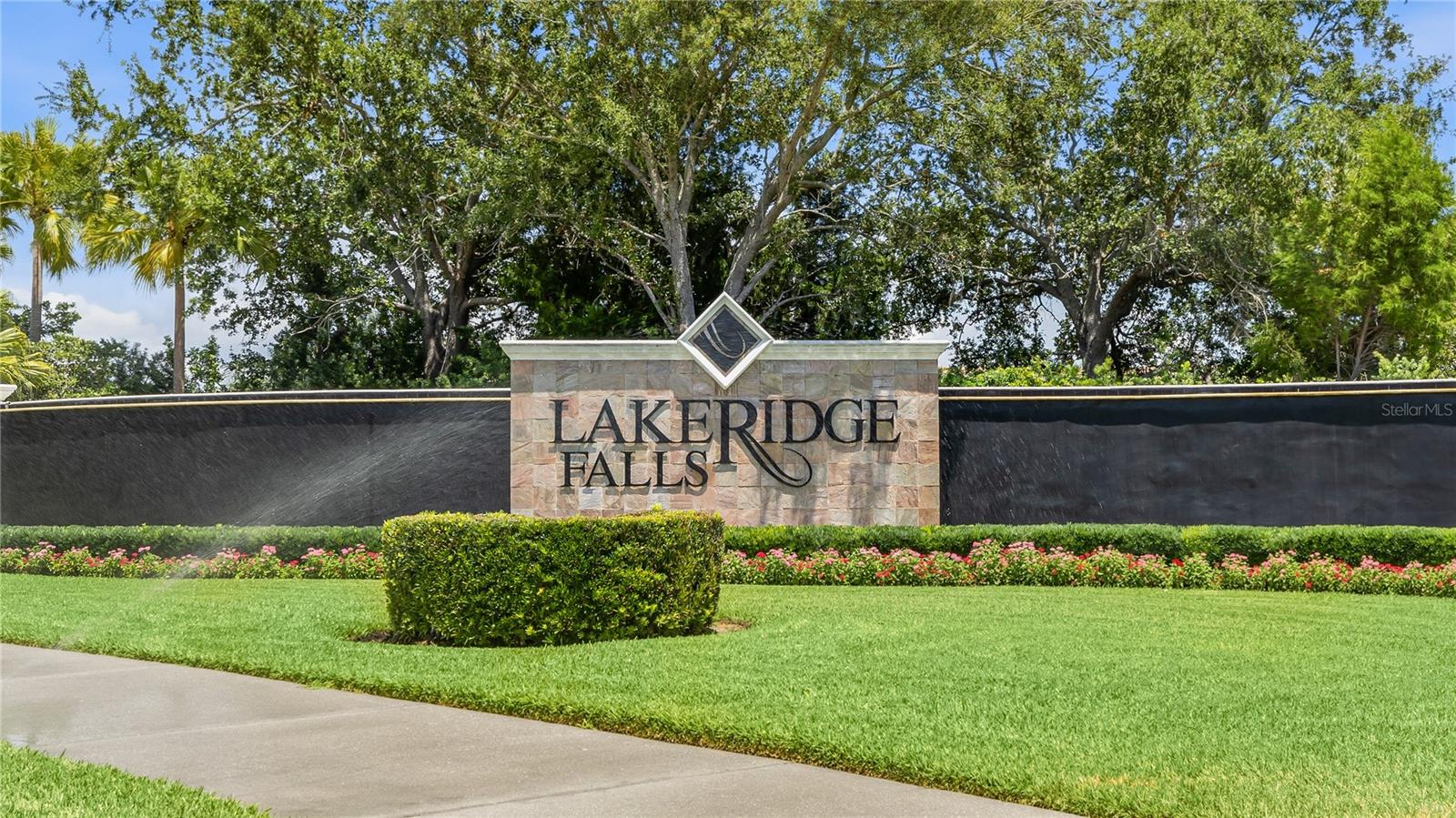 LAKERIDGE FALLS PH 1C - Residential