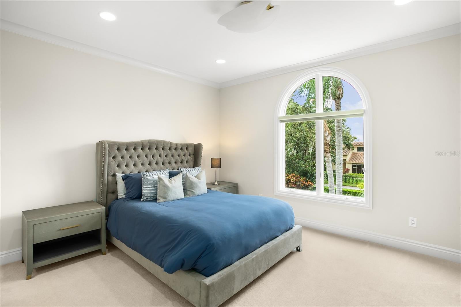 SUNSET BAY - Residential