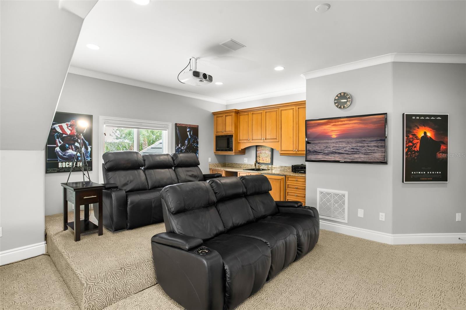 SUNSET BAY - Residential