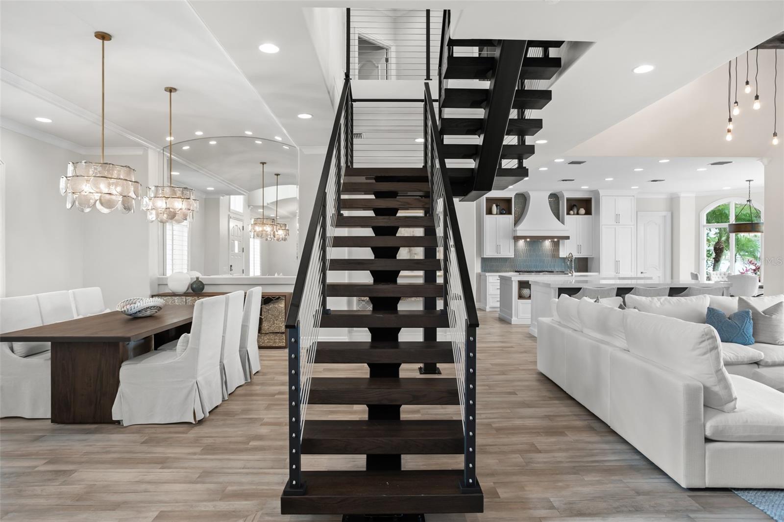SUNSET BAY - Residential