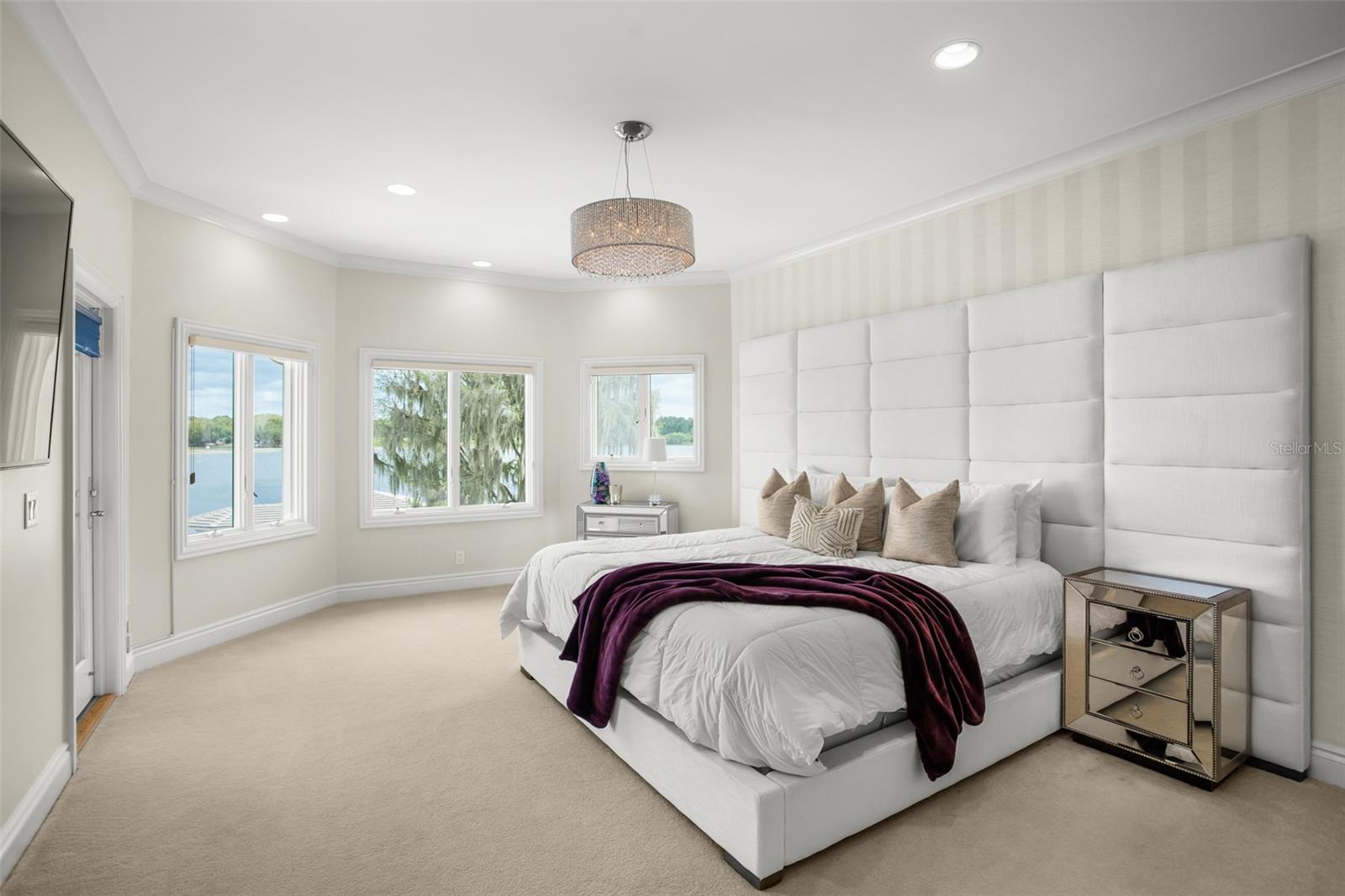 SUNSET BAY - Residential