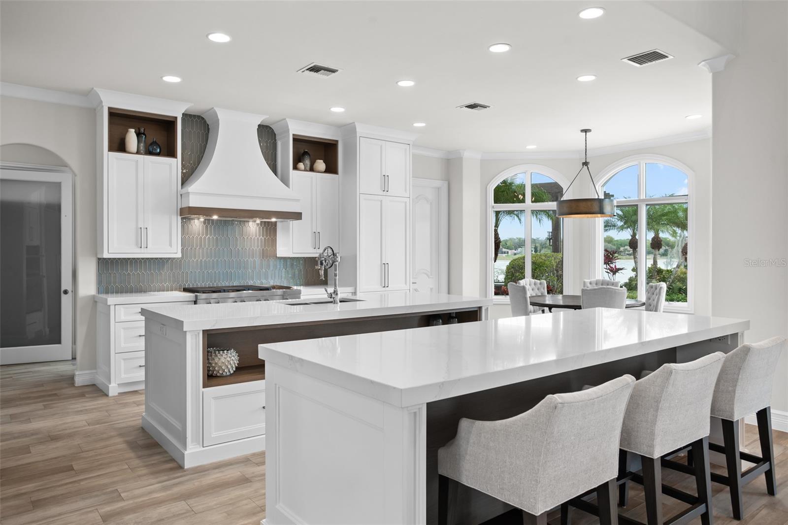 SUNSET BAY - Residential