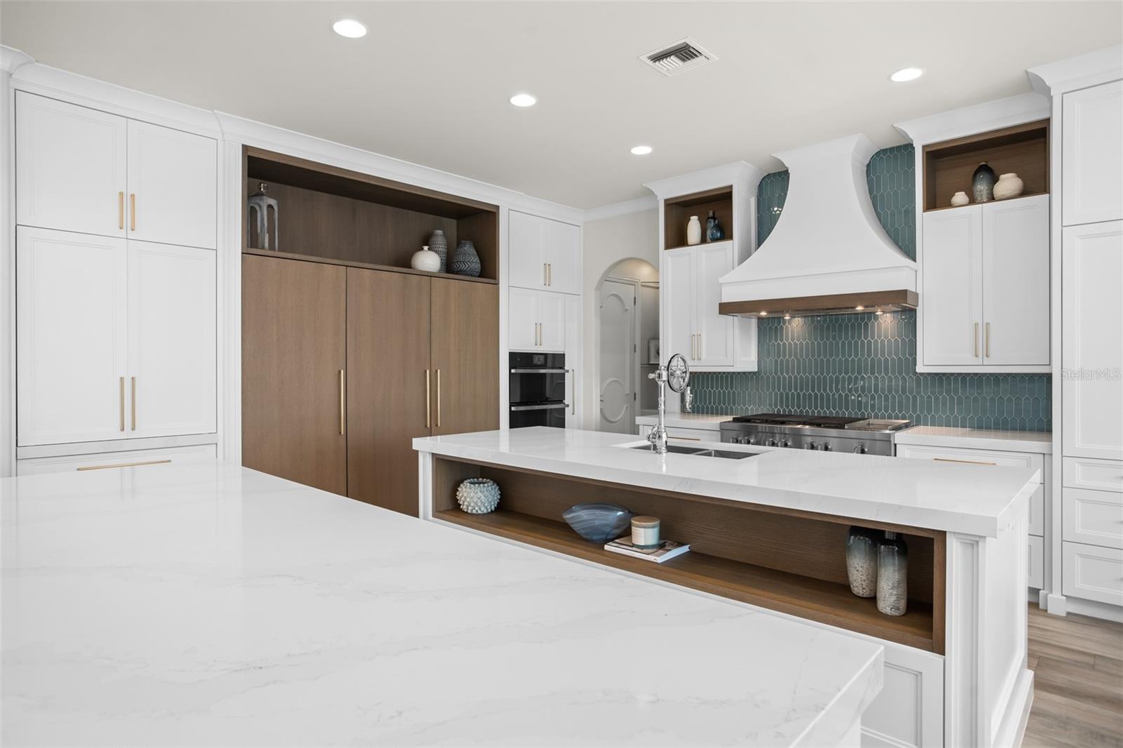SUNSET BAY - Residential