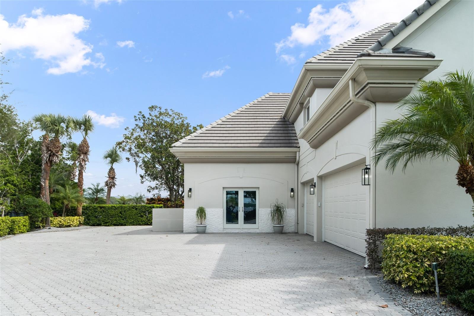 SUNSET BAY - Residential