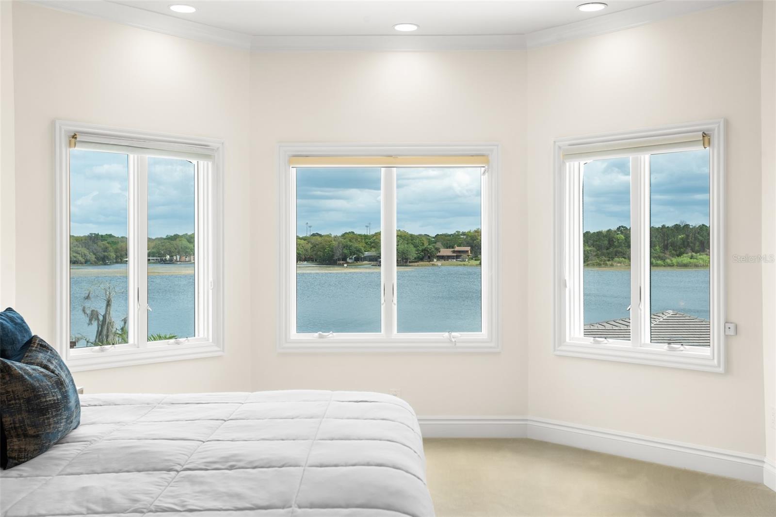 SUNSET BAY - Residential
