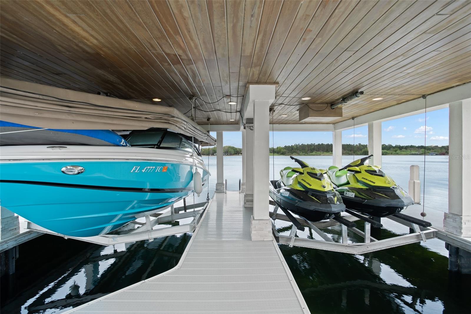 SUNSET BAY - Residential