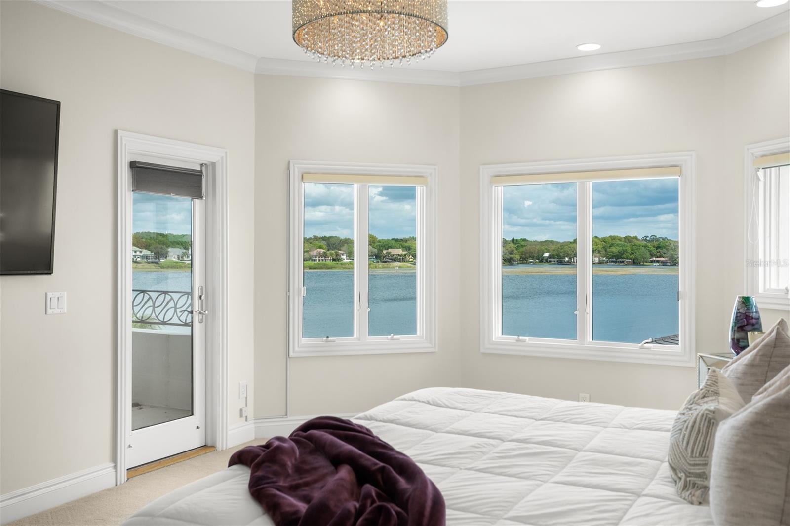 SUNSET BAY - Residential