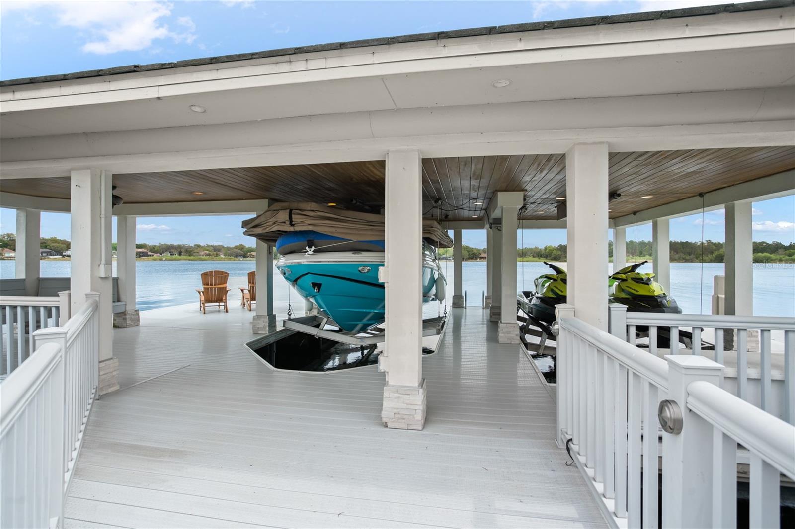 SUNSET BAY - Residential