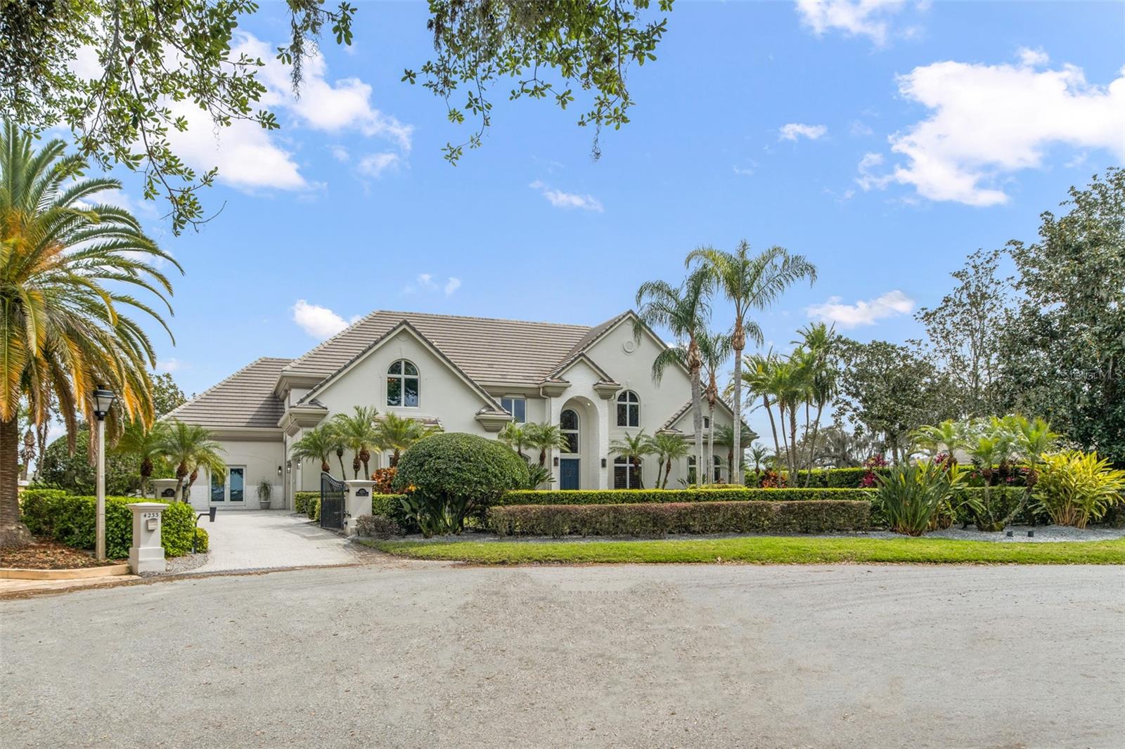 SUNSET BAY - Residential