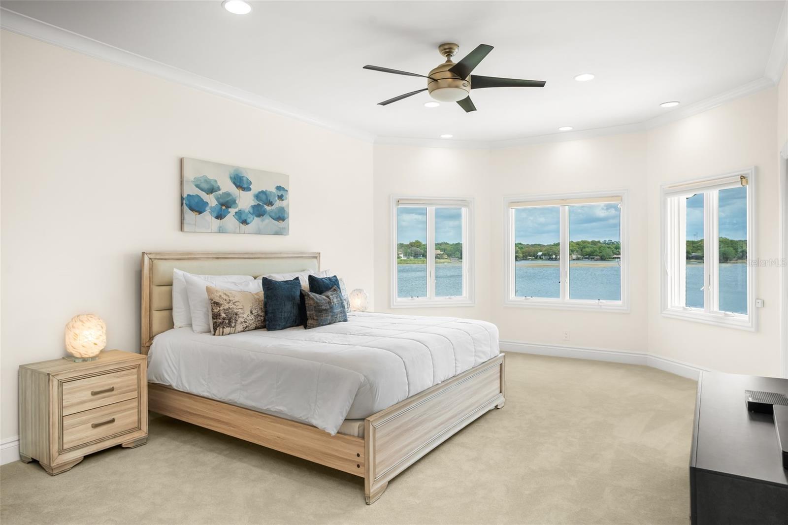 SUNSET BAY - Residential