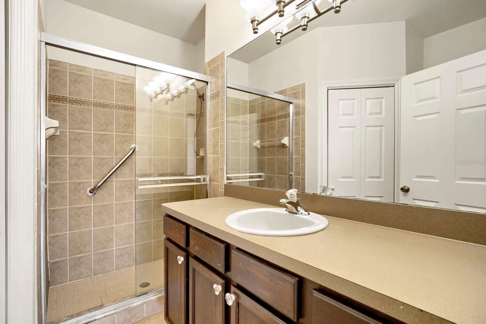 MEADOW POINTE PRCL 16 UNIT 3B - Residential