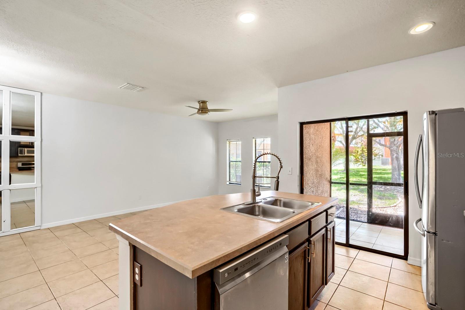 MEADOW POINTE PRCL 16 UNIT 3B - Residential
