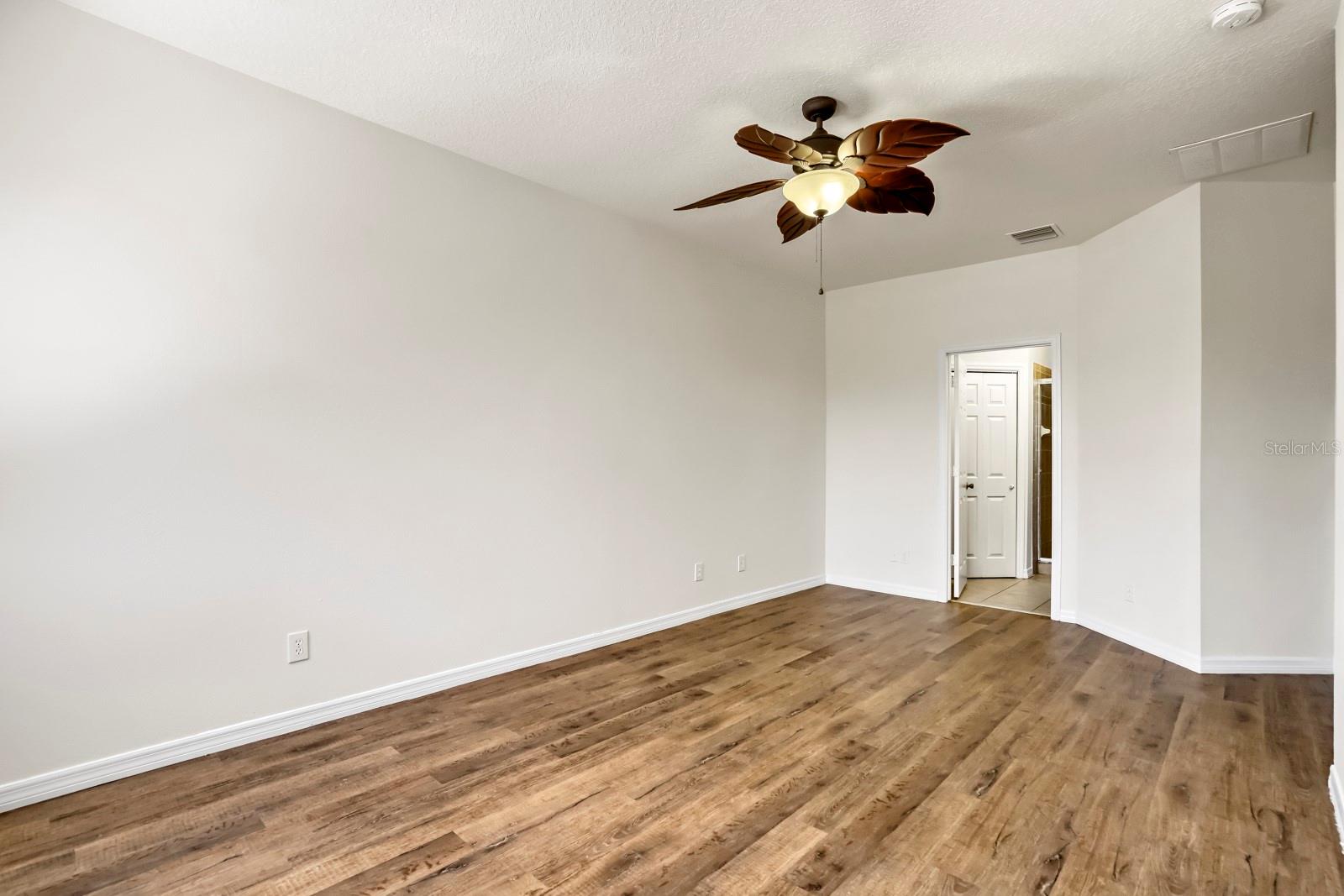 MEADOW POINTE PRCL 16 UNIT 3B - Residential