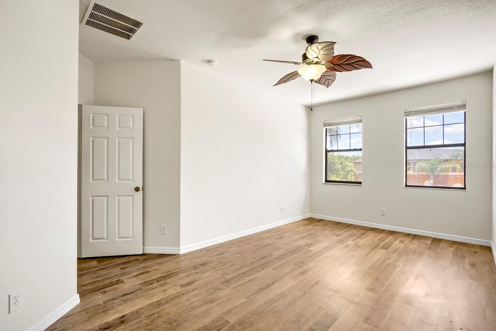 MEADOW POINTE PRCL 16 UNIT 3B - Residential