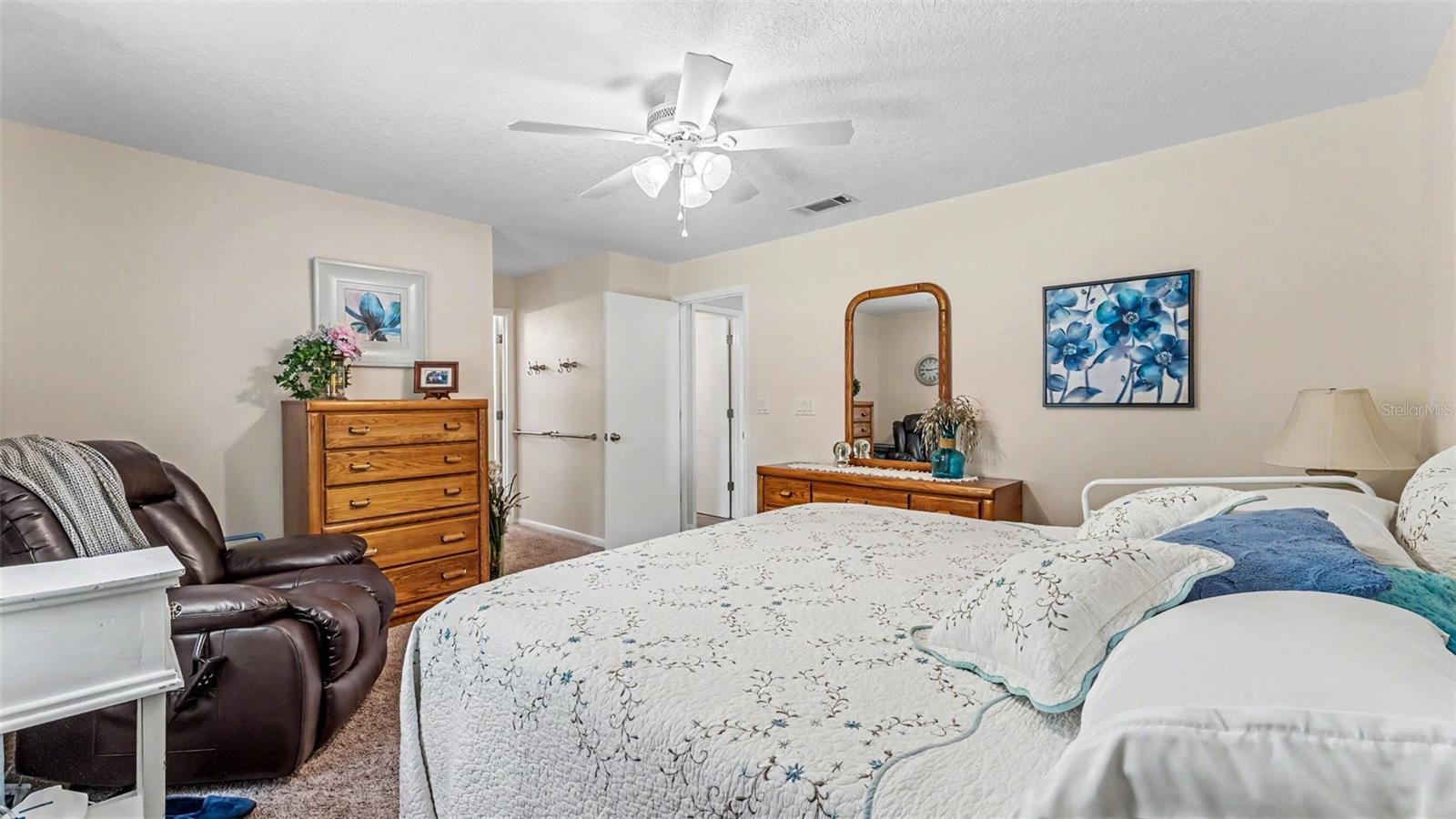 HIGH VIEW HEIGHTS - Residential