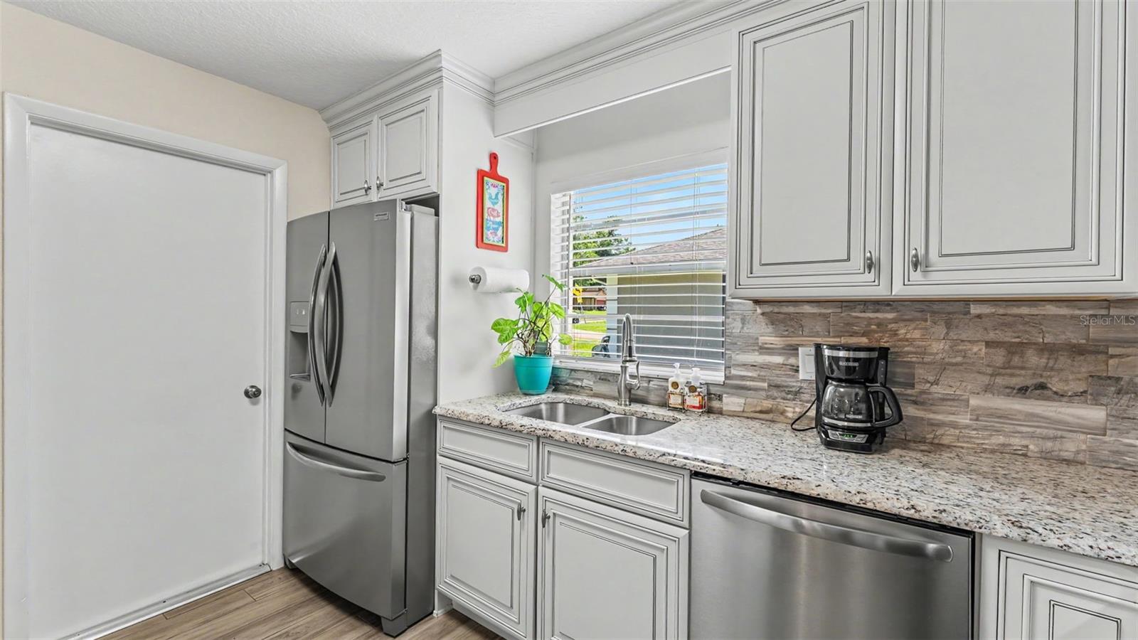 HIGH VIEW HEIGHTS - Residential