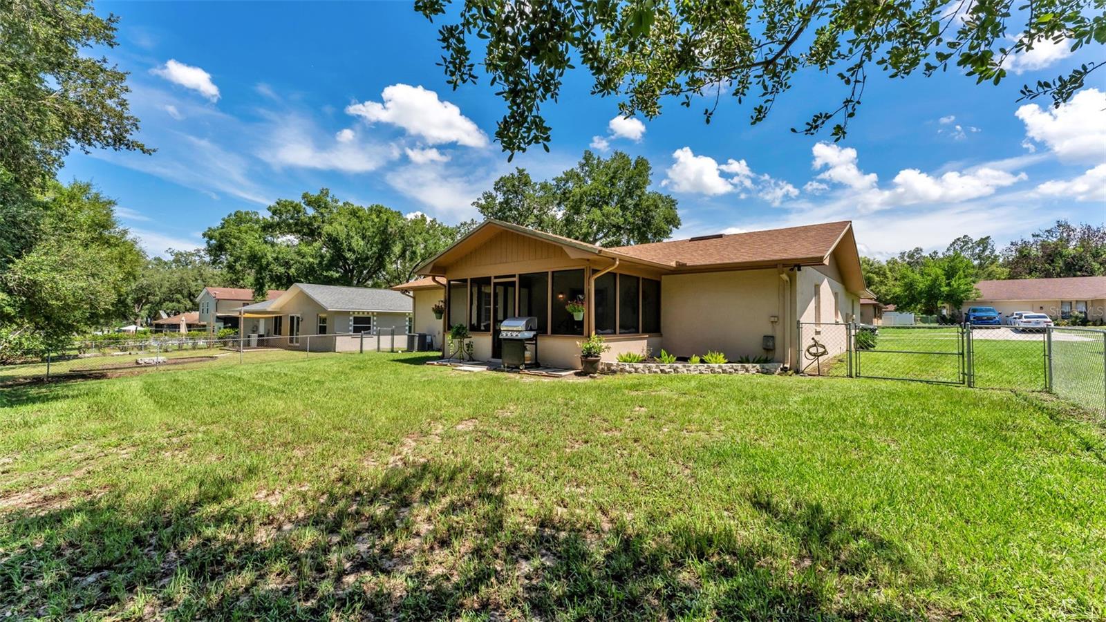 HIGH VIEW HEIGHTS - Residential