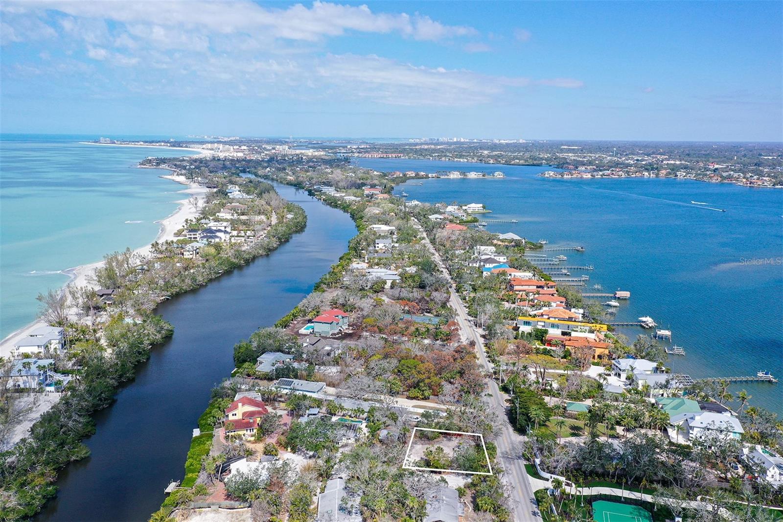 HERON LAGOON LODGES - Land