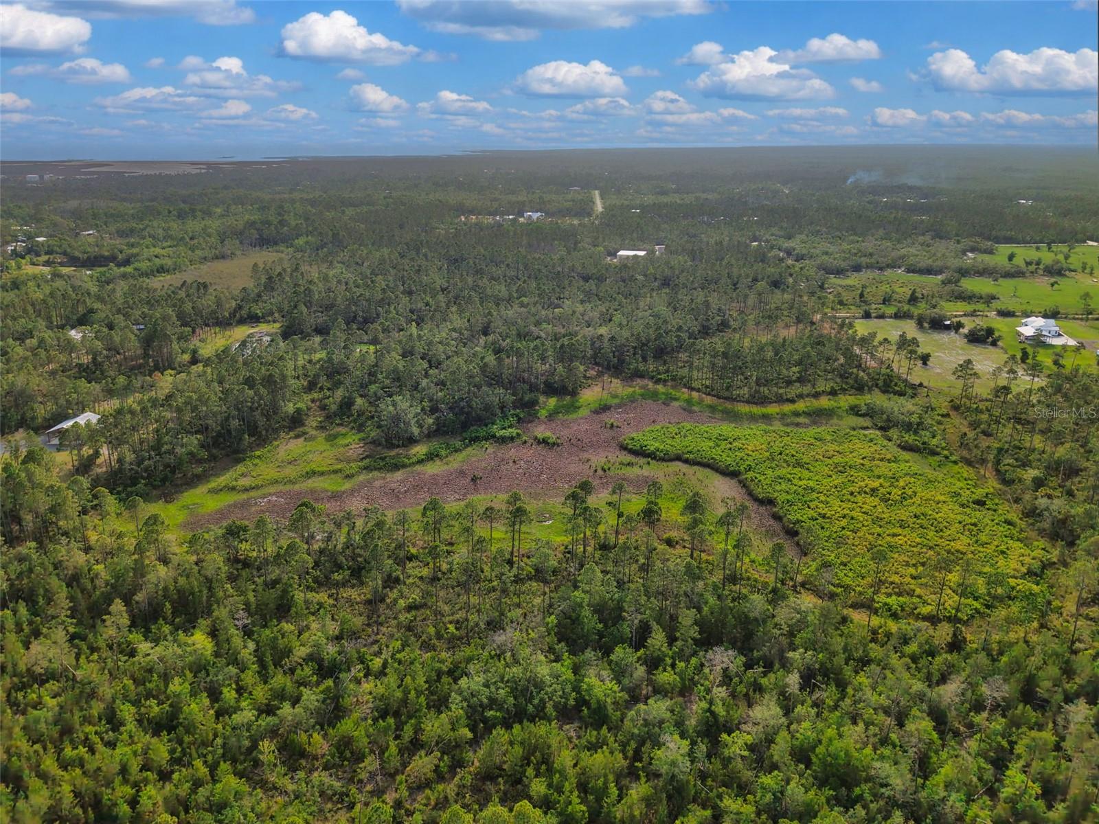 SUGAR HILL ESTATES - Land