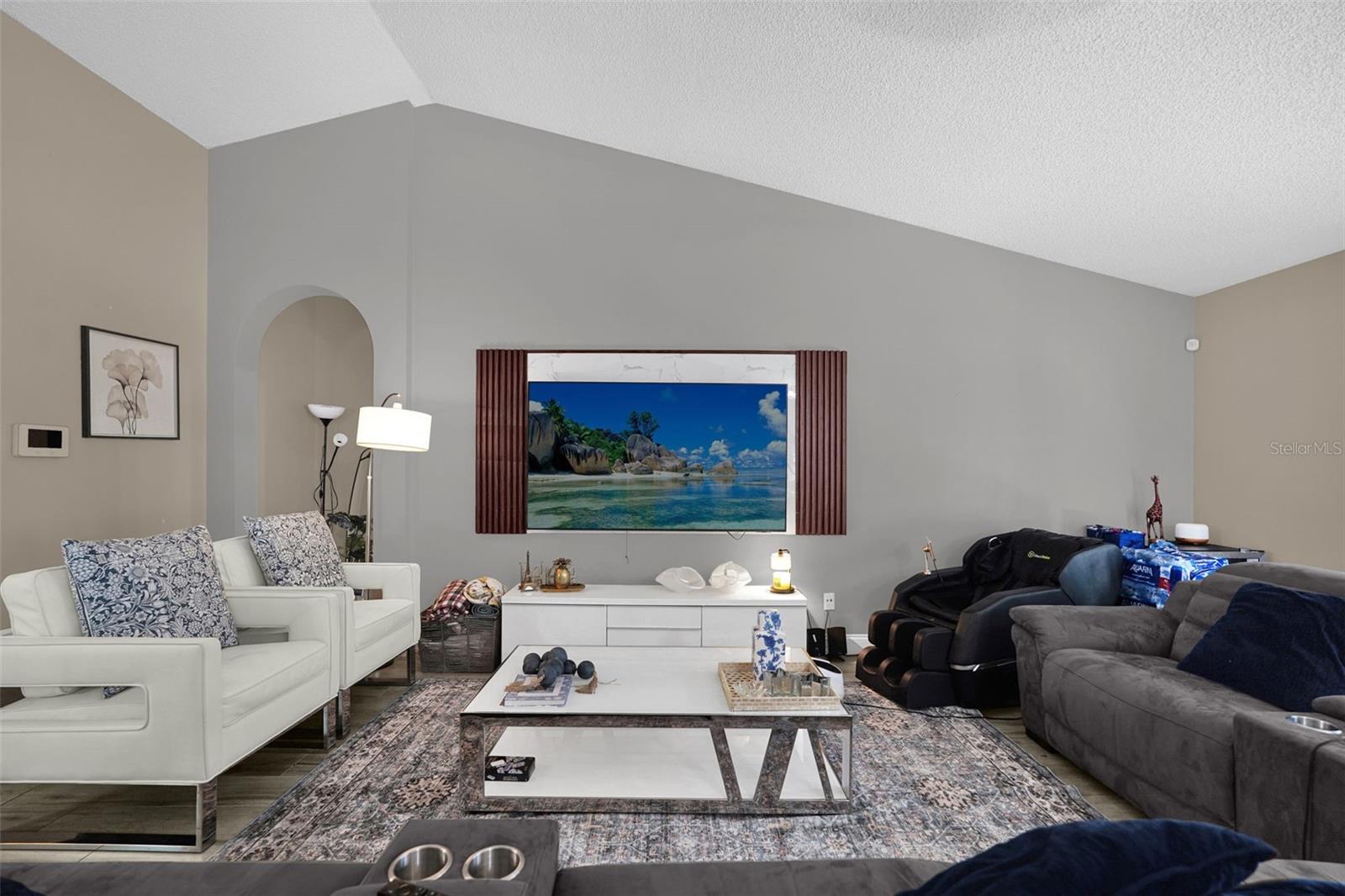 LAKE FLORENCE - Residential