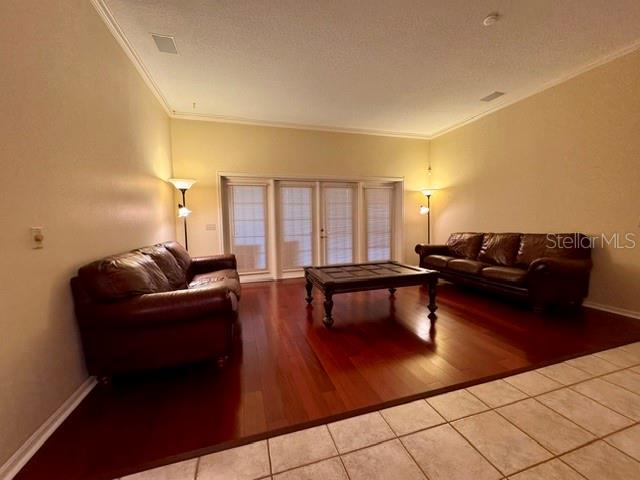 SHERWOOD LAKES - Residential