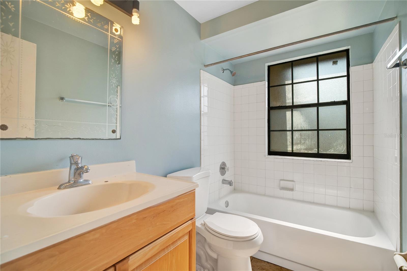 BAY RUN SEC 03 - Residential Lease